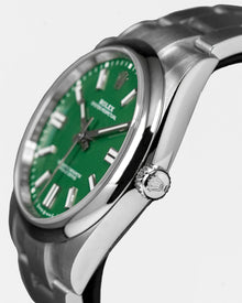 Rolex Oyster Perpetual 41 – Green Dial - 2025 (Ref. 134300)